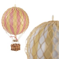 Authentic Models - Flying the Skies - Ophæng Pastel