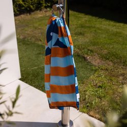 Swim Essentials - Strandhåndklæde 135 cm - Tropic Shark