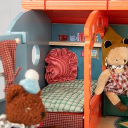 Moulin Roty - Husvogn med m&#248;bler - Les Minouchkas