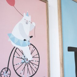 Michelle Carlslund - Plakat - 50 x 70 cm - Cyklende Bj&#248;rn