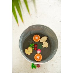 Oli &amp; Carol - Bidering - Manolo the Mushroom